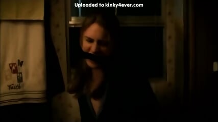 Tv Knotted Cleavegag