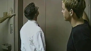 Szopás, maszturbáció, ejtés, kézimunka, orgazmus, baszás, mélytorok, régimódi – nagy faszú amatőr melegek análisan dugnak meg