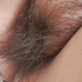 Neighbor records my hairy and mature pussy and masturbates, how nice