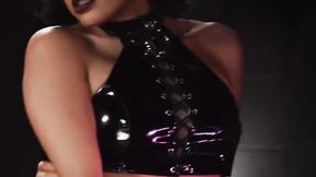 ”Wet dreams of a biker chick - Jessica Fox”