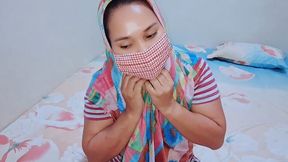 Her Husband's Name Was Screamed and Screamed, and She Screamed and Screamed
