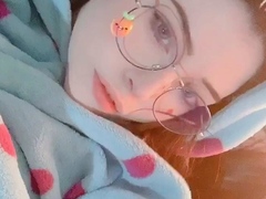 Amateur teen gives pov lapdance
