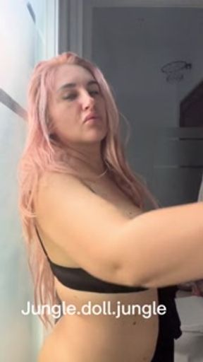 Sexy kitty wants hot sex