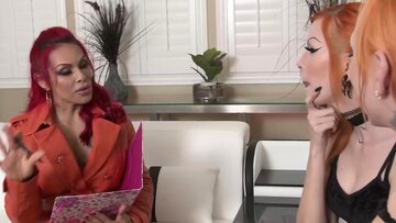 Three way with Trans Foxxy Sarina Havok and redhea