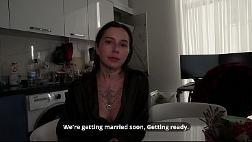 Tattooed stepmom takes big cock in reverse cowgirl position