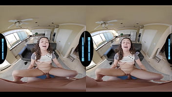 Horny stepbae LEANA LOVINGS Is OBSESSED With Your Cock - LethalHardcoreVR