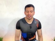 Joven de 20años rellena el culo del Barbero Colombiano del barrio! Lo coge a pelo en su barberia