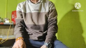 Dukaan ka andar maja liya tha