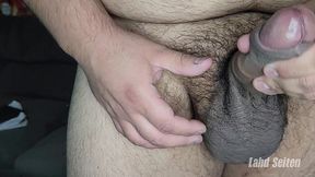 me hago una paja de 50 minutos y eyaculo un monton
