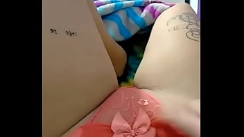 Gostosa na siririca