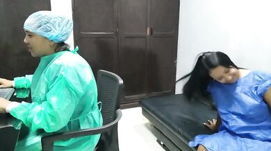 la ginecóloga es muy buena con sus manos me hace extasiar de placer mi coño húmedo