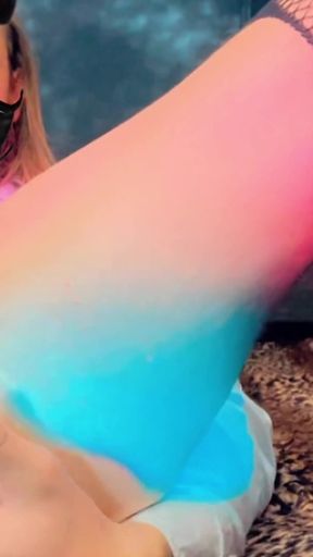 Lora Berry Sex Dance Hands Free Cum