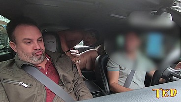 Rafaella Denardin fodendo com Nego Catra igual na rua