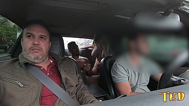Rafaella Denardin fodendo com Nego Catra igual na rua