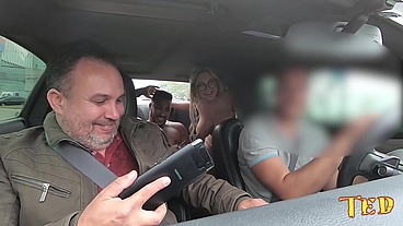 Rafaella Denardin fodendo com Nego Catra igual na rua
