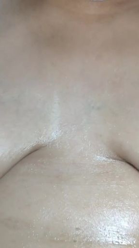 Spectacular moment from &quot;Tamil Wife nude Body massage full Enjoy Part 1&quot;