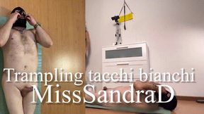 Trampling tacchi bianchi pvc