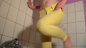 Wetting myself in tight pants
