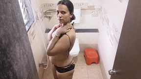 cute indian wife rough shower sex taking creampie & blowjob