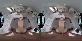 WETVR Tiny Step Daughter Braylin Bailey Fucks Step Dad In Vr Porn