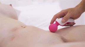 Extras, Airborne Actress, Shen Nana