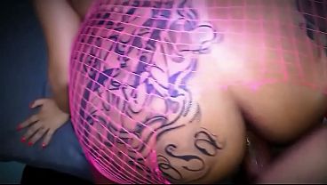 Ele adora me foder rasgando minhas meias cal&ccedil_as. (V&Iacute_DEO COMPLETO)