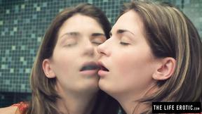 ”THE LIFE EROTIC Hot brunette watches herself in the mirror as she masturbates”