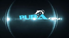 Avy Scott tries a giant penis&#x1F346;