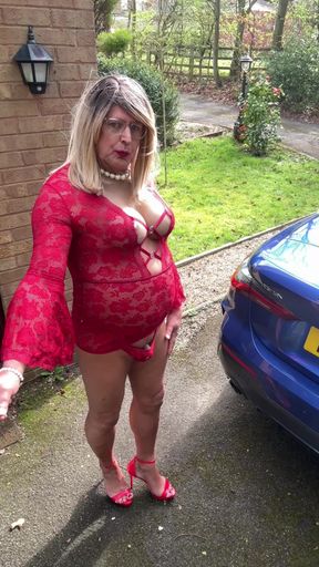 Sexy Crossdresser Kellycd2022 in red lace dress outdoors and on a Morning cam show