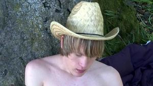 Next Door Twink: Mikes Nerve-racking Serenade
