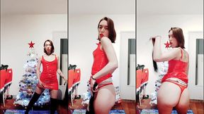 5 decembre : voici une danse de dominatrice avec robe en latex et fouet ! fouish...