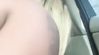 Gets BLOWJOB on the highway