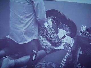 “Crossdresser Obediente Que Aguanta Todo Sin Quejarse”