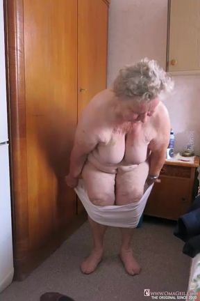 OMAGEIL All old mature women masturbate