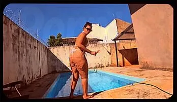 Sultry MILF Ebony Mystique Strips & Squirts Outdoors