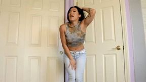 INEED2PEE New wetter Kiara Star wetting tight jeans MP4