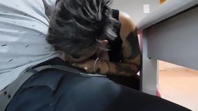 despues de atender a varios en una despedida de soltero, la puta se gano una espectacular cojida en el culo