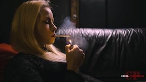 Smoking in lace FHD MP4