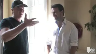 Busty MILF Lisa Ann's Raw Behind the Scenes Adventure