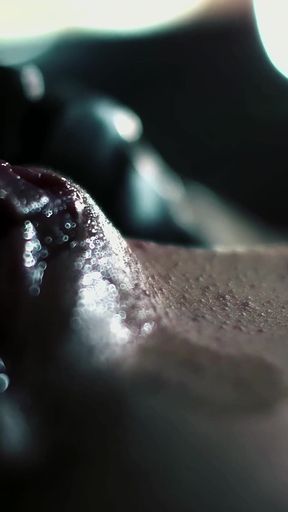 Jess West Loves Being a Kinky MILF