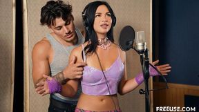 Sporty Asian girlfriend Scarlett Alexis nicely impaled by long wiener