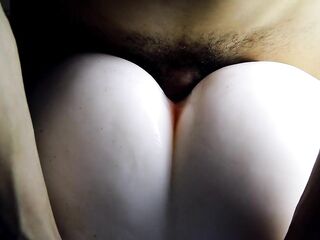 I came 4 times in this glamorous large butt and passionately banged her for half an hour