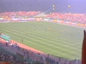 Defonces Dans Les Tribunes