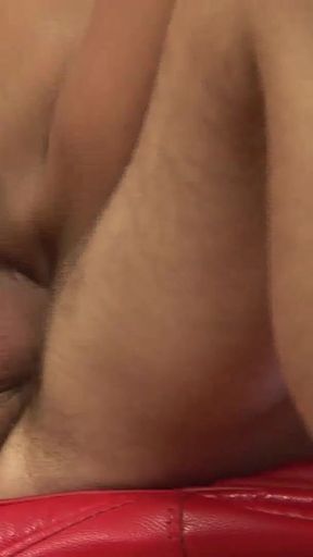 Must-see moment from &quot;Porno doido com morena magrinha fodendo de quatro&quot;