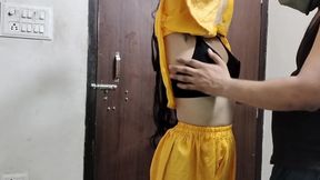 Indian muslim girl ko hotel me le jakar jabar dasti pela