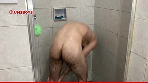 carmona e flagrado em momentos intimos no banho - video completo