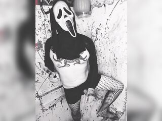 Ghostface Masturbating in Shower Horror Porn