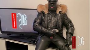 KOMM MACH DEIN ARSCH AUF