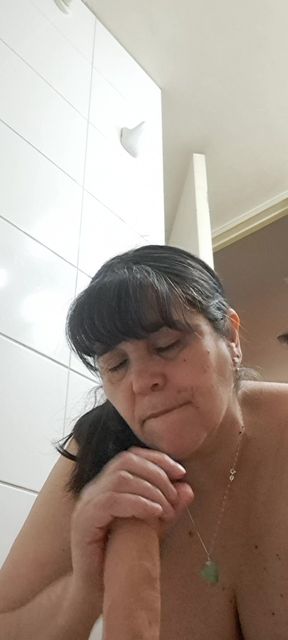 Mammy-style Cock Sucking