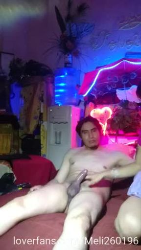 ESTE MACHO ME DIO TAN DURO Y SALVAJE QUE SE ROMPIO EL GLOBITO Y ES LO QUITO PARA PREÑARME RICO